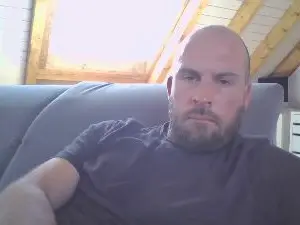 Adult Webcam with eshot2punkt0 - Cam4