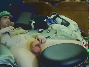 Free Live Porn with Eastoff23 - Cam4