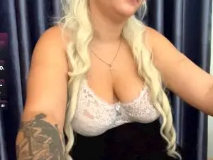 Sex Chat with JoanHayword - Cam4