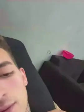 Sex Chat with pietrolutchero - Cam4