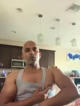 Nude Webcam with Beachmusclefit - Cam4