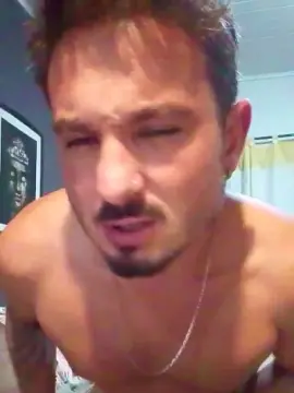 Free Live Porn with RodValentino - Cam4