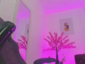 Free Live Porn with Ayliinn_ - Cam4