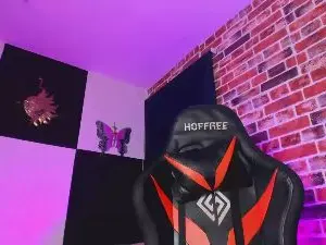 Free Live Porn with Aleja_Hill - Cam4