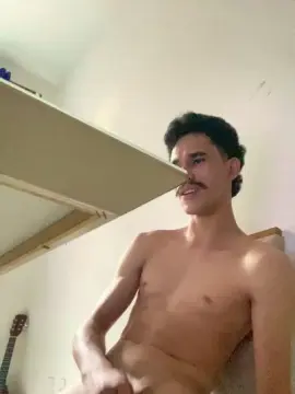 Free Live Porn with branquinho62go - Cam4