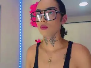 Free Live Porn with DariaAtehortua - Cam4