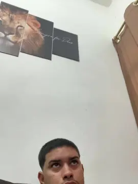 Private Sex Chat with hugo7084 - Cam4