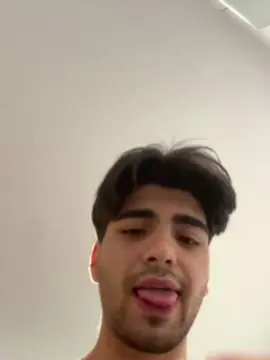 Live Porn with Jovencitobcn21 - Cam4