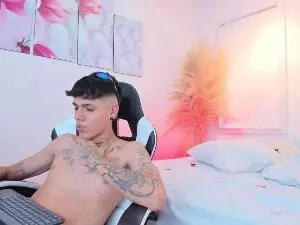 Private Sex Chat with tommy_valverde - Cam4