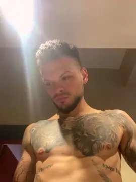 Sex Cam with nicolas2471 - Cam4