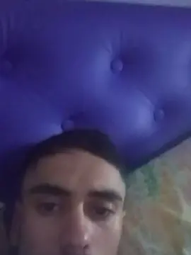 Live Sex Cam with Pijonariel - Cam4