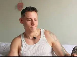 Best Webcam with Latino_Milk_99 - Cam4