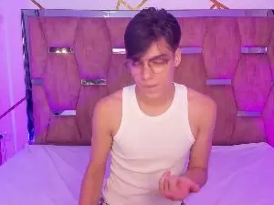 Watch Live Sex Cams with Gerony - Cam4