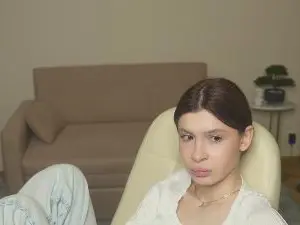 Free Porn Cam with LaureneMatelic - Cam4