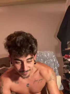 Live Porn with Mojitoxxx69 - Cam4