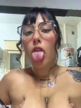 Adult Video Chat with Lareyni26 - Cam4