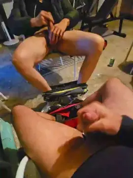 Live Porn with creatif13 - Cam4