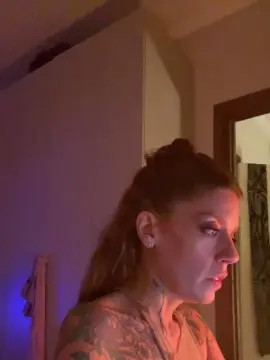 Live Sex Cam with Plsmecha - Cam4