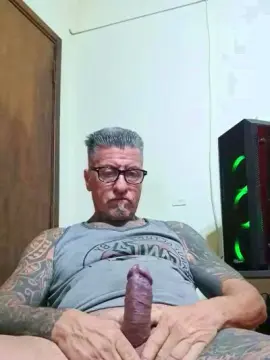 Live Porn with isakito23hot - Cam4