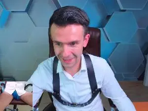 Watch Live Sex Cams with HenryGarret - Cam4