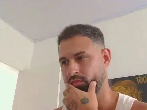 Live Sex Cam with MusoSc - Cam4