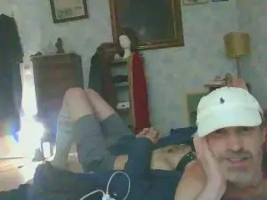 Adult Video Chat with mickredge - Cam4