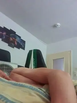 Live Porn with DerWilde89 - Cam4