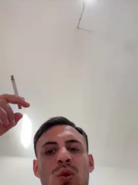 Live Sex with Erjoneri22 - Cam4