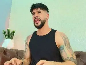 Adult Video Chat with Petesevanss - Cam4