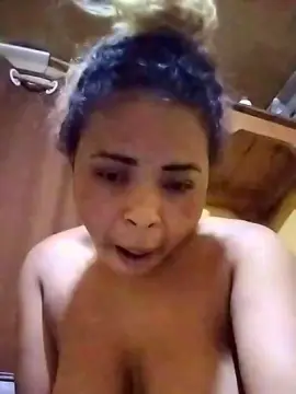 Free Porn Cam with Lorielove - Cam4
