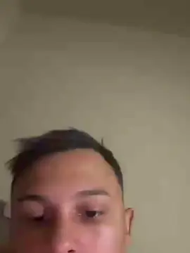 Free Porn Cam with Morenoyboy - Cam4