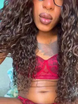 Sex Chat with BadCamil69 - Cam4