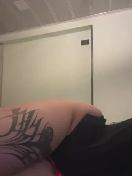 Free Porn Cam with valennsmith - Cam4