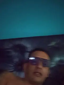 Live Sex Cam with Guillermo1982 - Cam4
