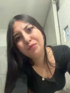 Nude Webcam with hottlatina_hot - Cam4