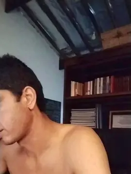 Free Porn Cam with Johnnycruz39 - Cam4