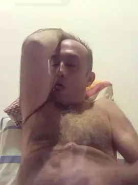Watch Live Sex Cams with Gugacarioca - Cam4