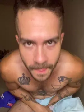 Free Porn Cam with pedro5946 - Cam4