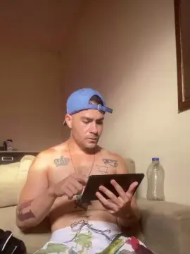 Free Live Porn with pedro5946 - Cam4