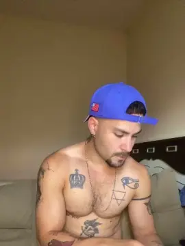 Free Porn Cam with pedro5946 - Cam4