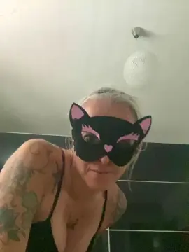 Best Webcam with Chiarlie82 - Cam4