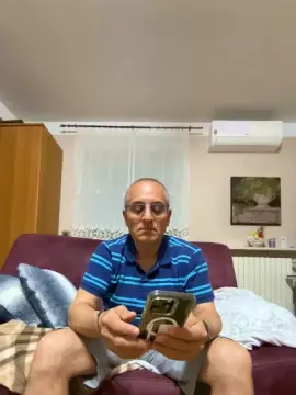 Free Live Porn with Milk1958 - Cam4
