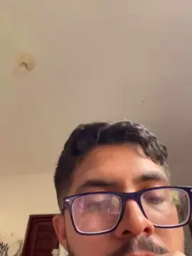 Live Porn with GregoMartins - Cam4