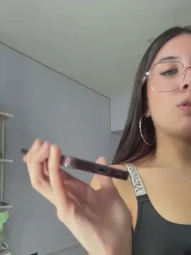 Live Porn with oriana49 - Cam4