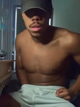 Live Porn with Pintudomacho - Cam4