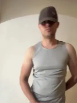 Live Sex Cam with heitorcomfogo - Cam4