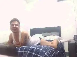 Free Live Porn with Mexabigdick - Cam4