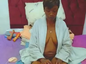 Watch Live Sex Cams with SexyHairyDiva27 - Cam4