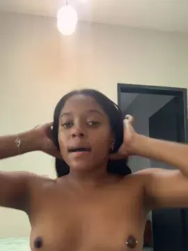 Sex Chat with Camilyvi31 - Cam4