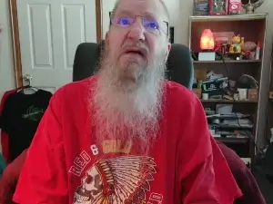 Live Sex with guyboobies - Cam4